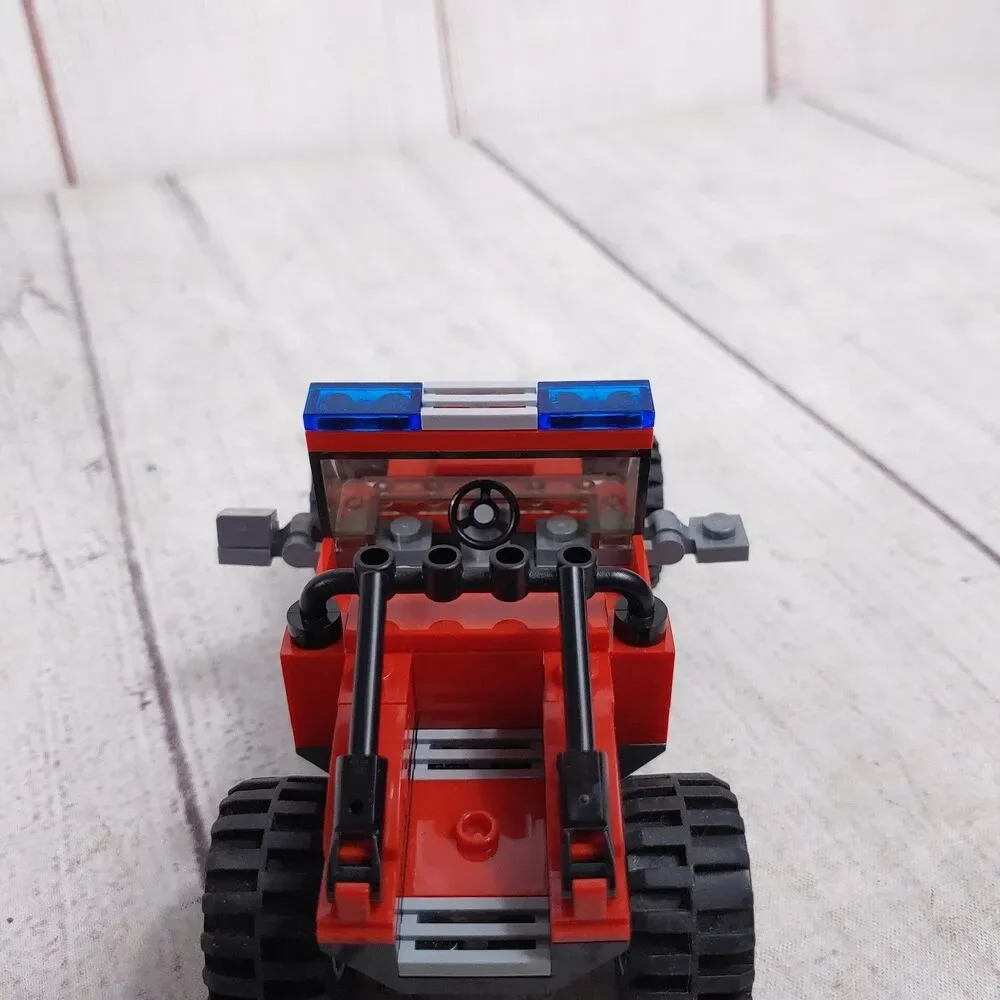 Incomplete, Lego City 60172 Dirt Road Pursuit Red Vehicle Police Car - Red Buggy